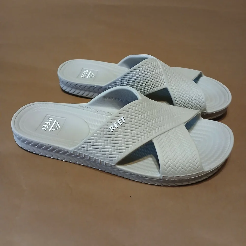 Reef Water X Sandals women 10 Gray Slide On